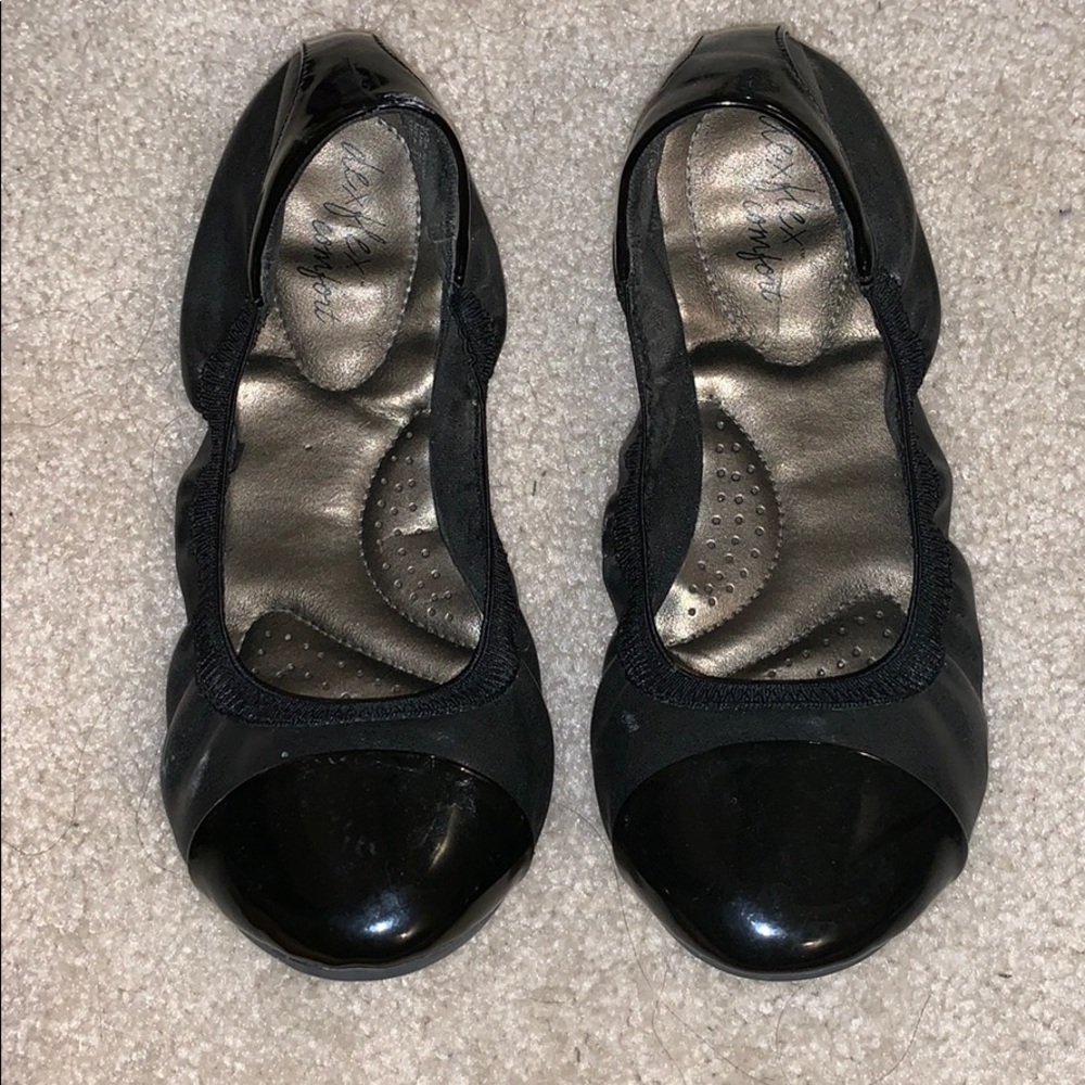 black flats